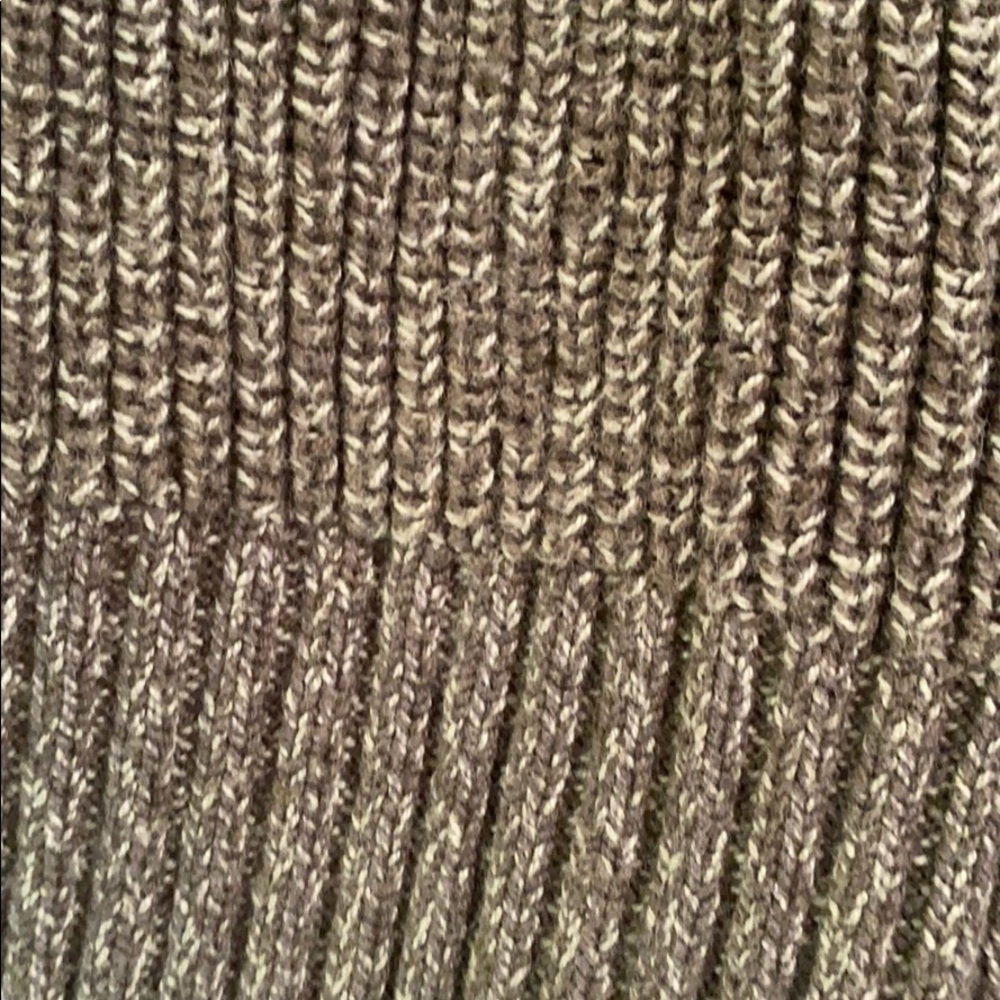 G.H. Bass and Co. men’s button green knit sweater - Picture 3 of 3